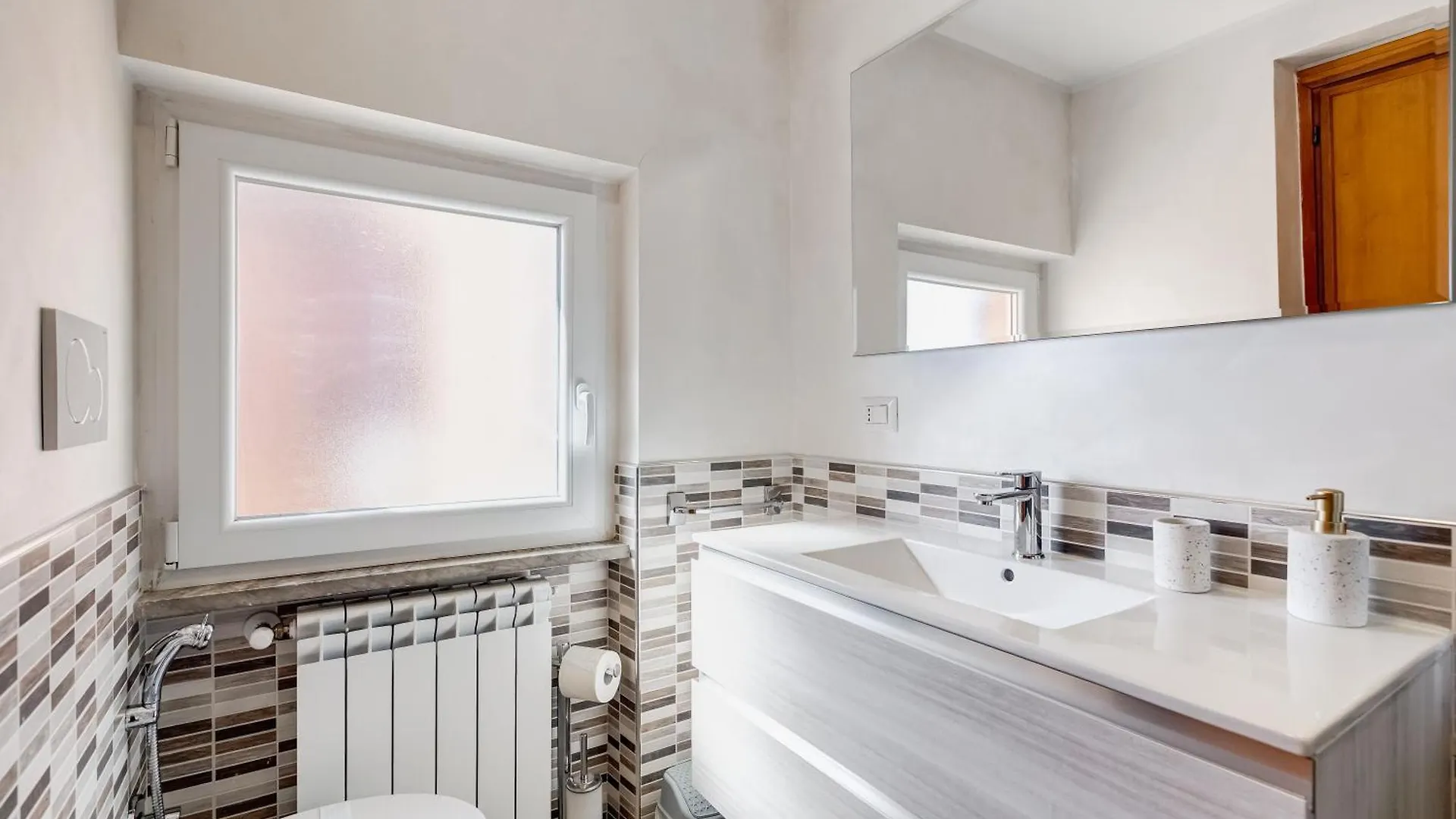 Ferienwohnung Terrace With A View Of Rom Apartment