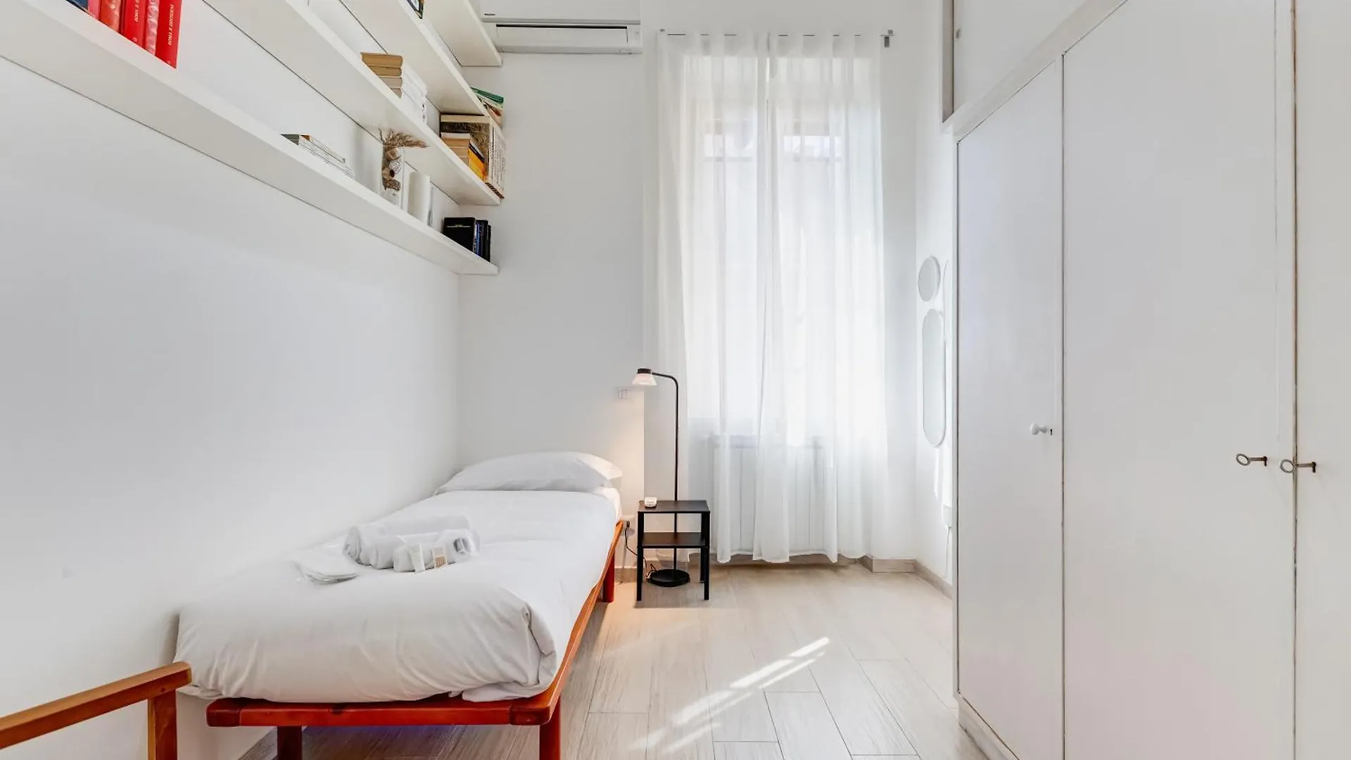 Ferienwohnung Terrace With A View Of Rom Apartment